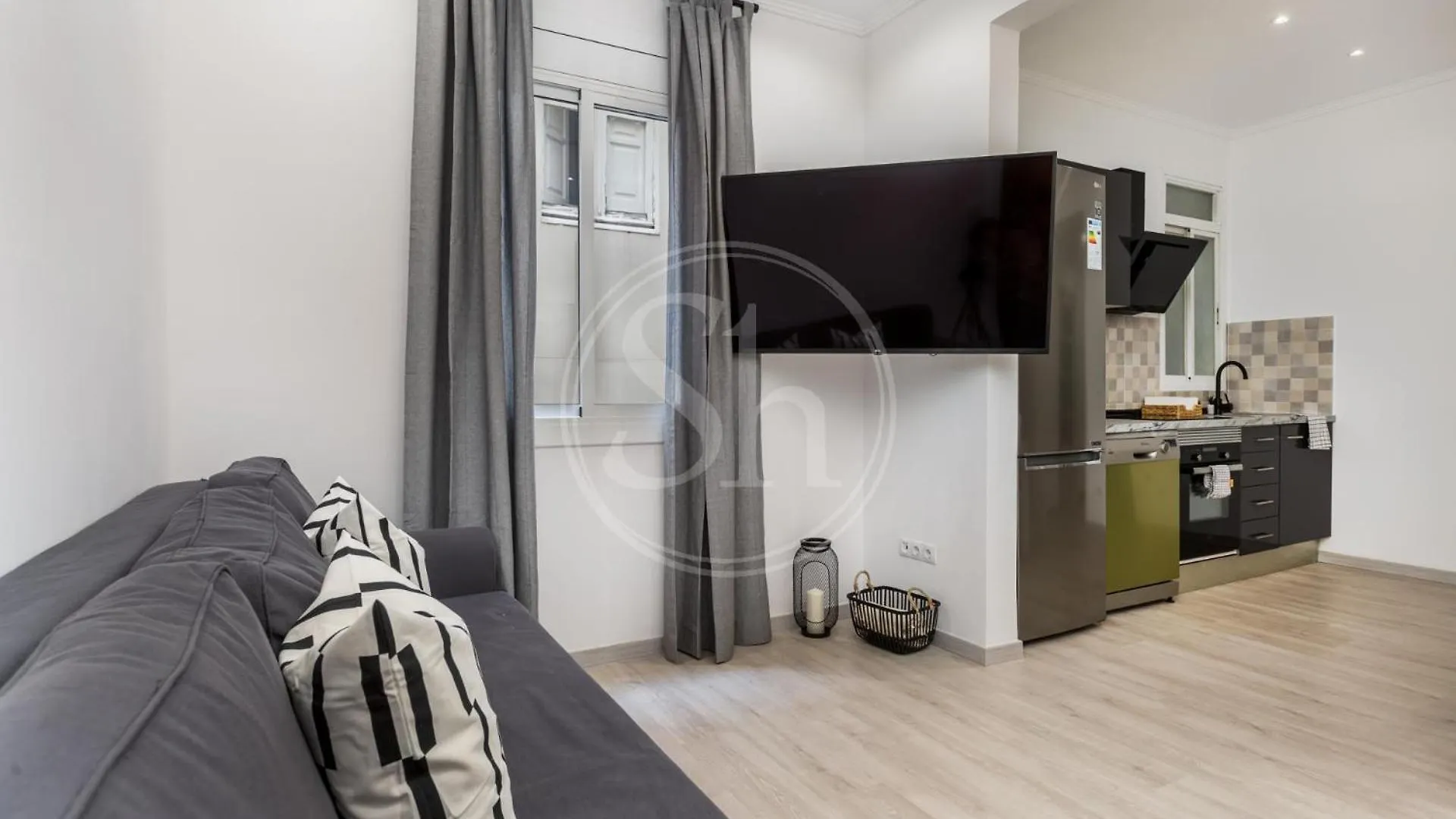 Bonito Apartamento Para 8 Barcelona